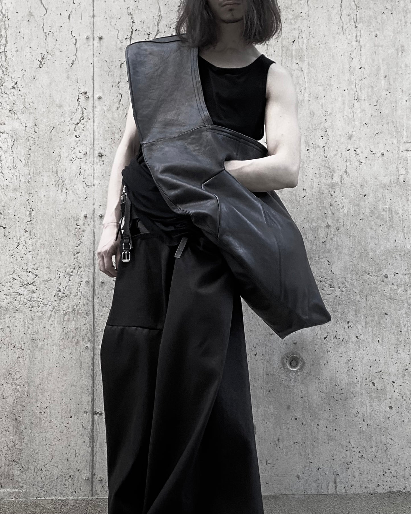 X̴͔̦́̉̈́xx̴̣̞̗̓̒̓͐̕Ȋ̵̝̻̗̦͉͛́͝ shoulder bag