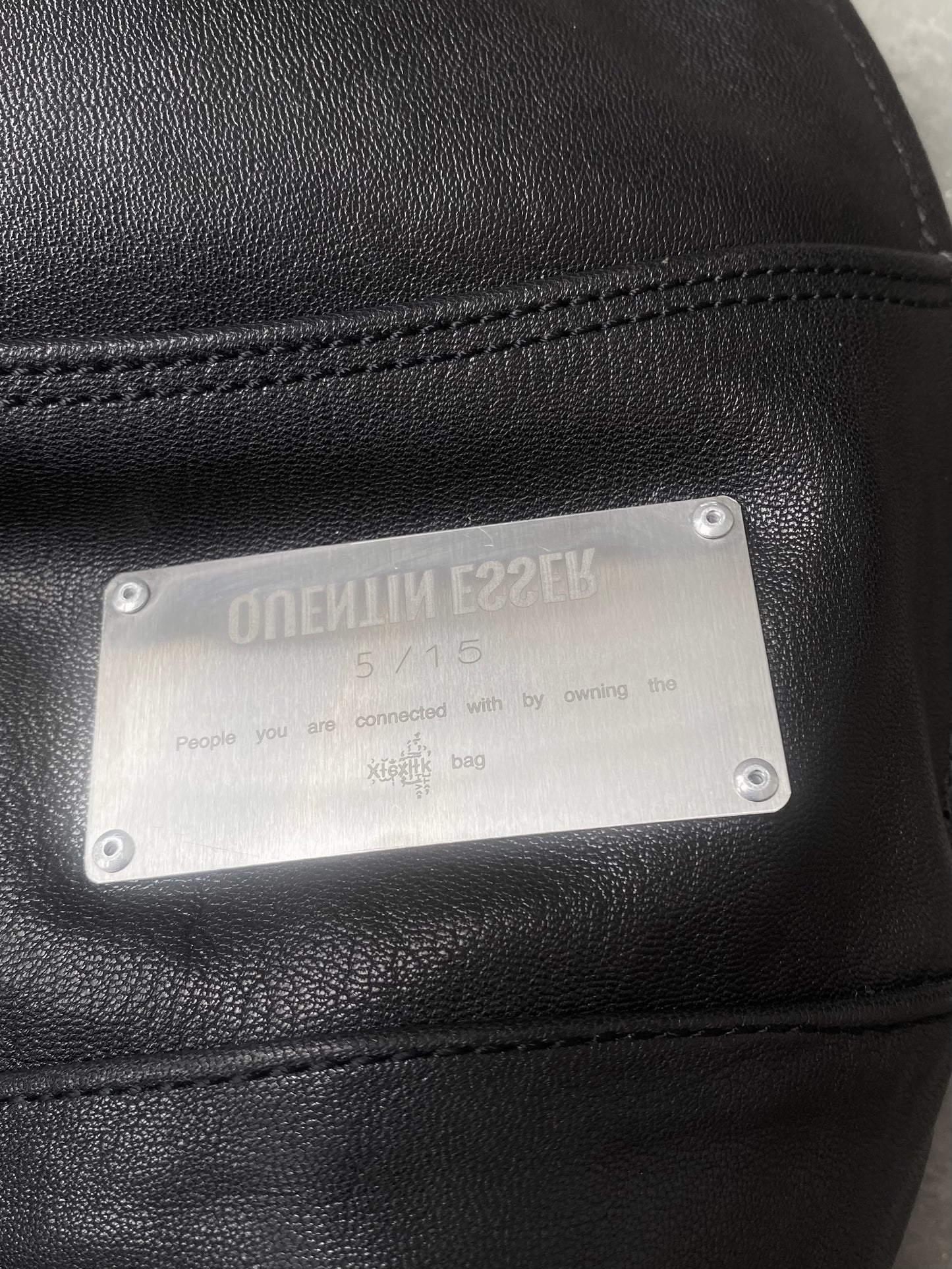 X̴͔̦́̉̈́xx̴̣̞̗̓̒̓͐̕Ȋ̵̝̻̗̦͉͛́͝ shoulder bag