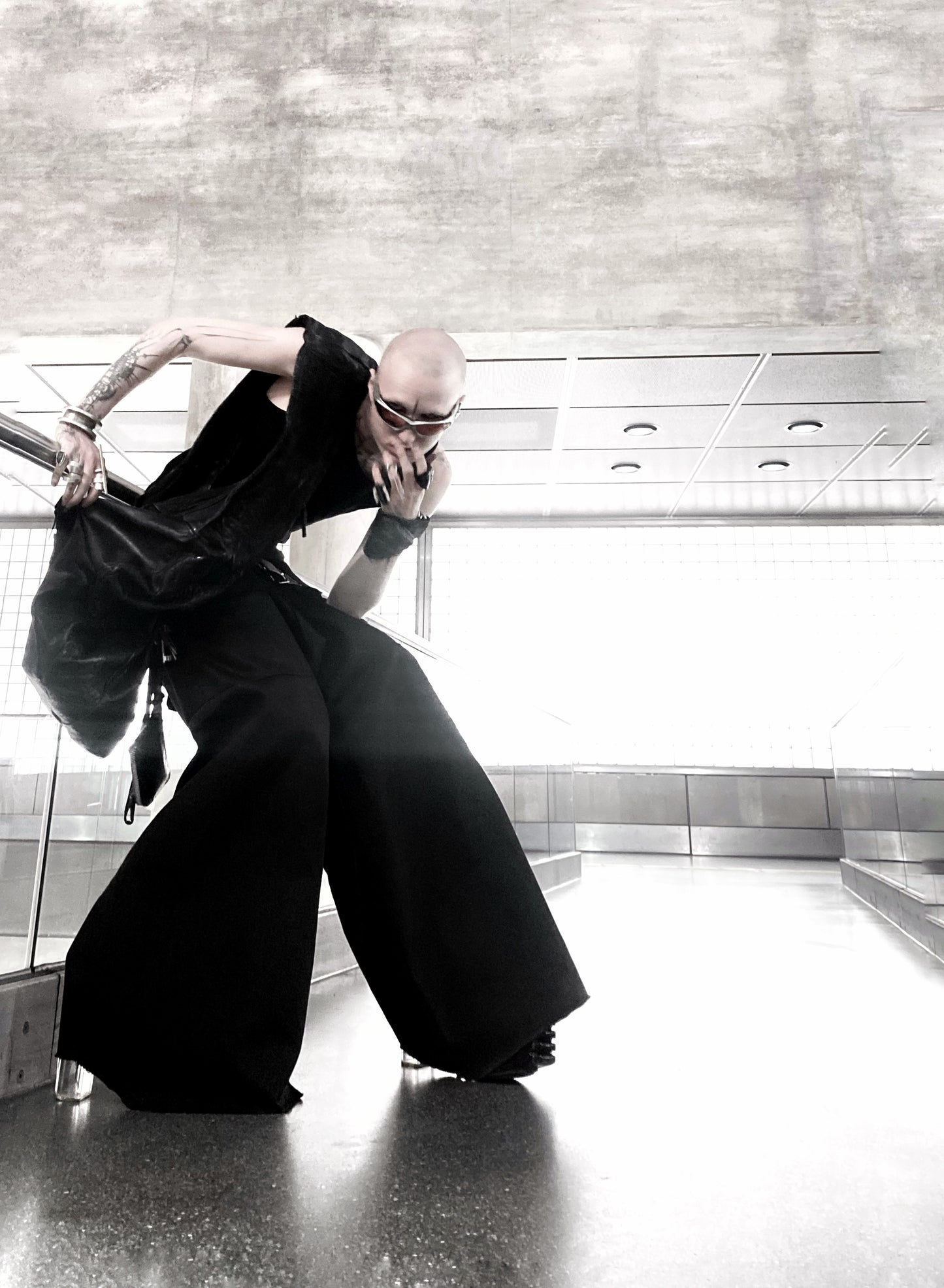 [object 2711] INTENSE