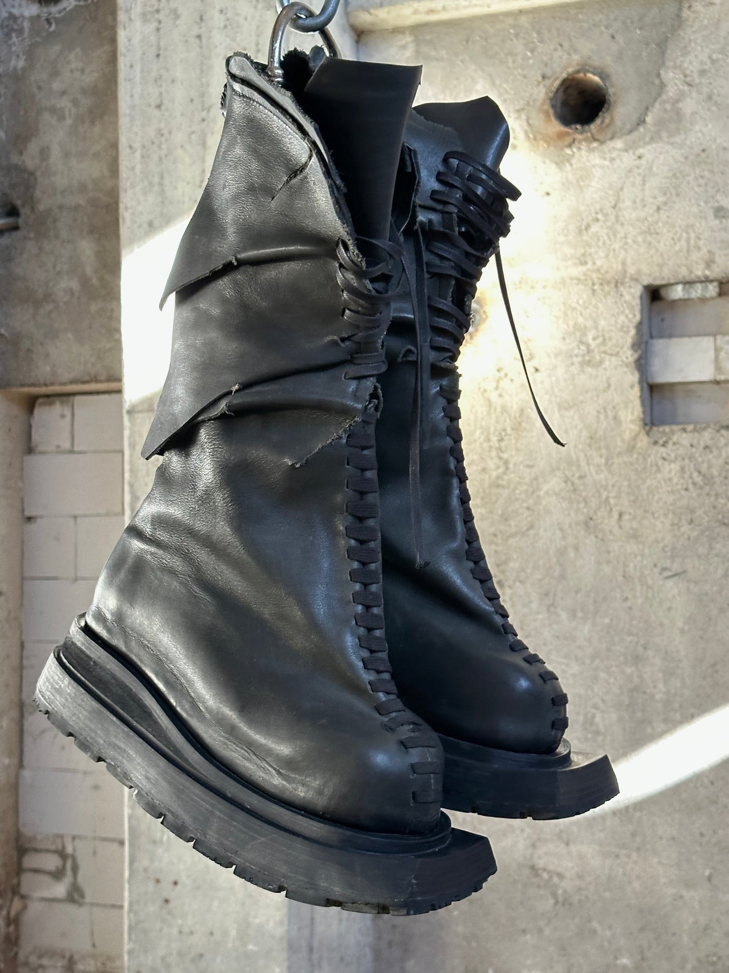 [object 8000] TIRE boots