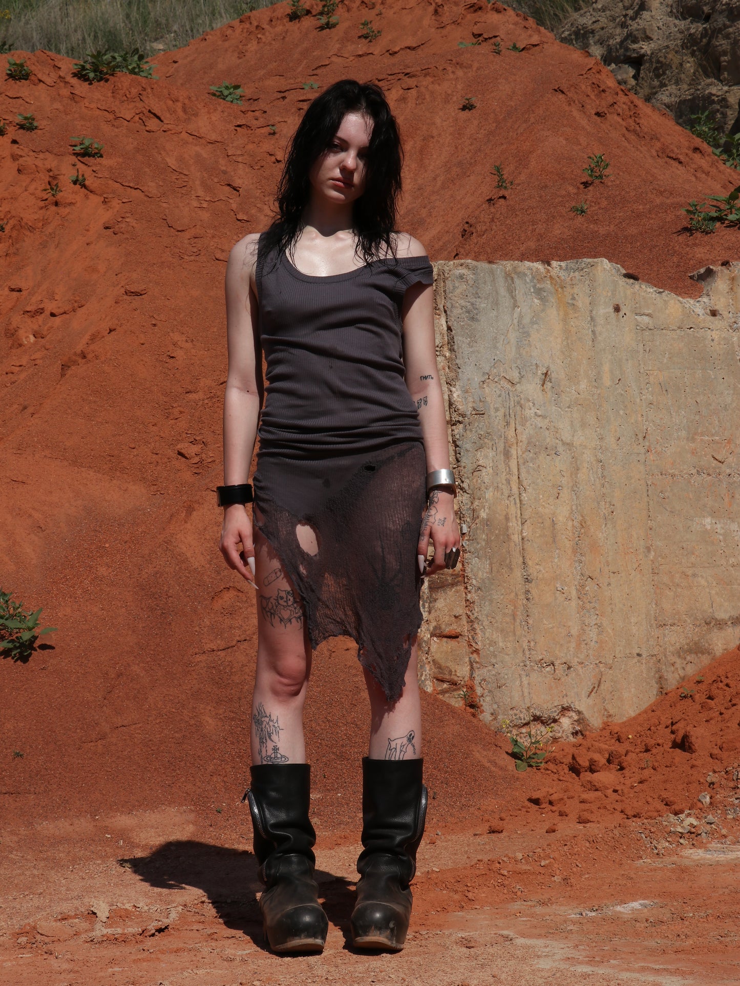 DESĪERTO DRESS