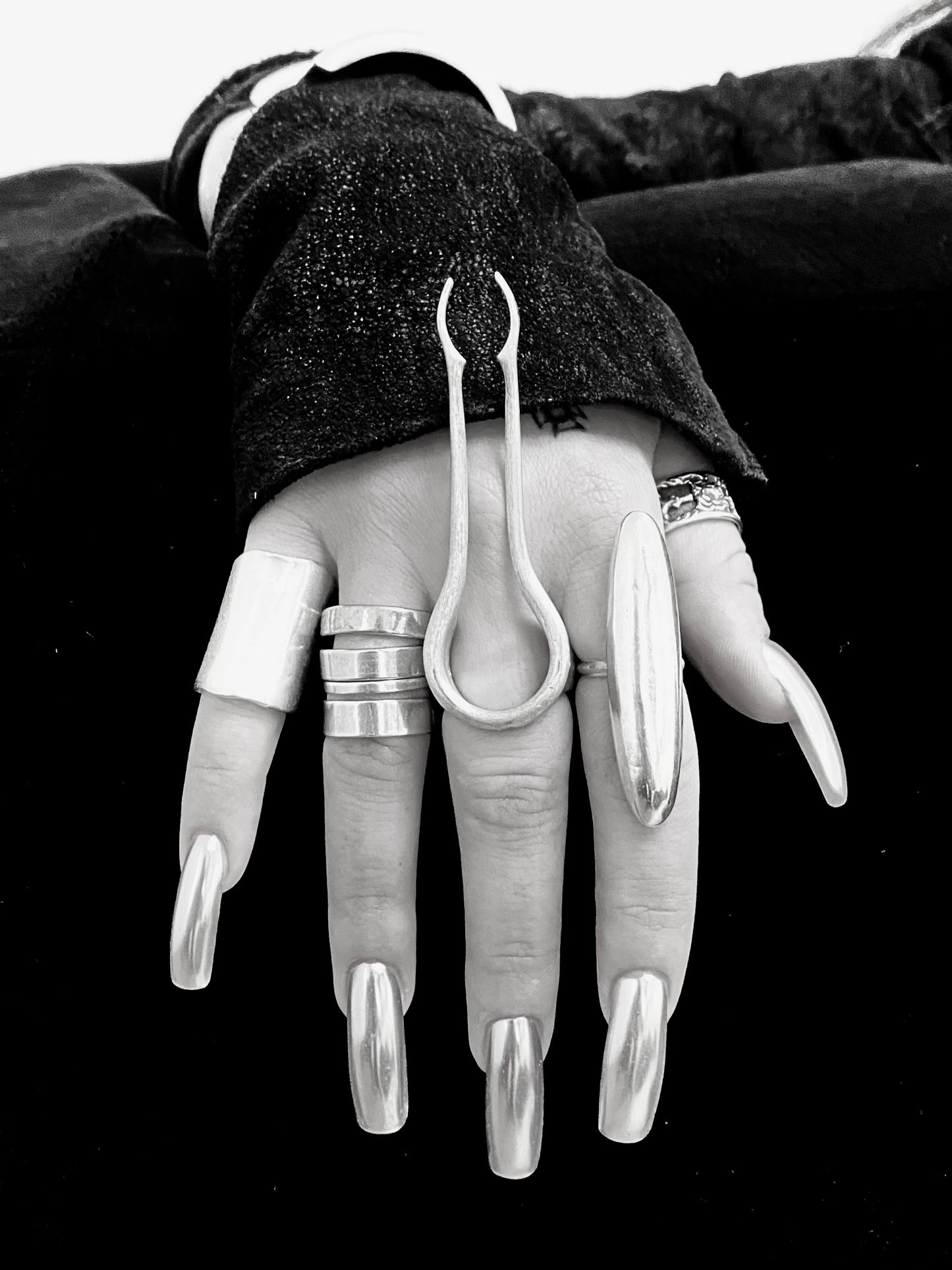 [925 solid silver] METAPHOR SYMBOL RING