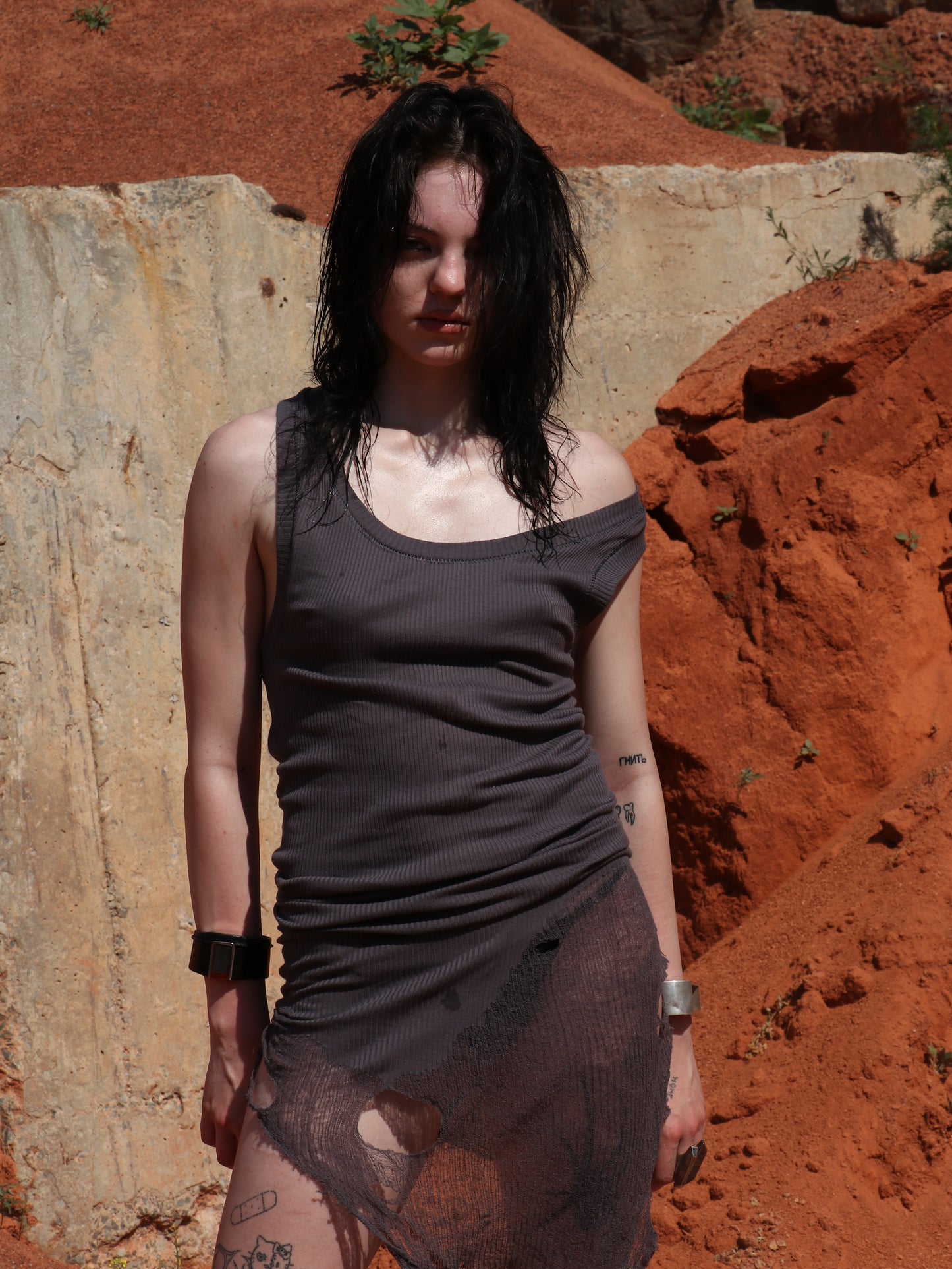 DESĪERTO DRESS