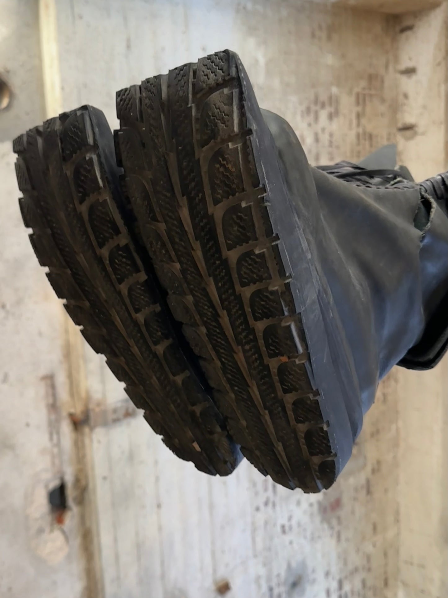 [object 8000] TIRE boots
