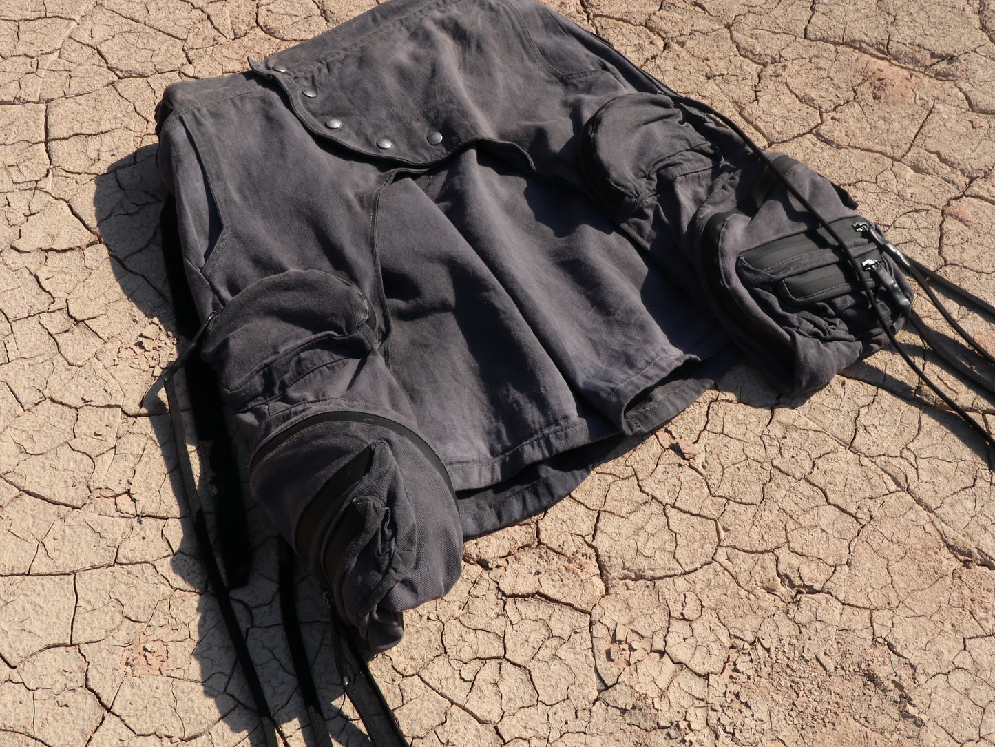 [object 8998] SĪRAT multicargo pants attachment & shorts