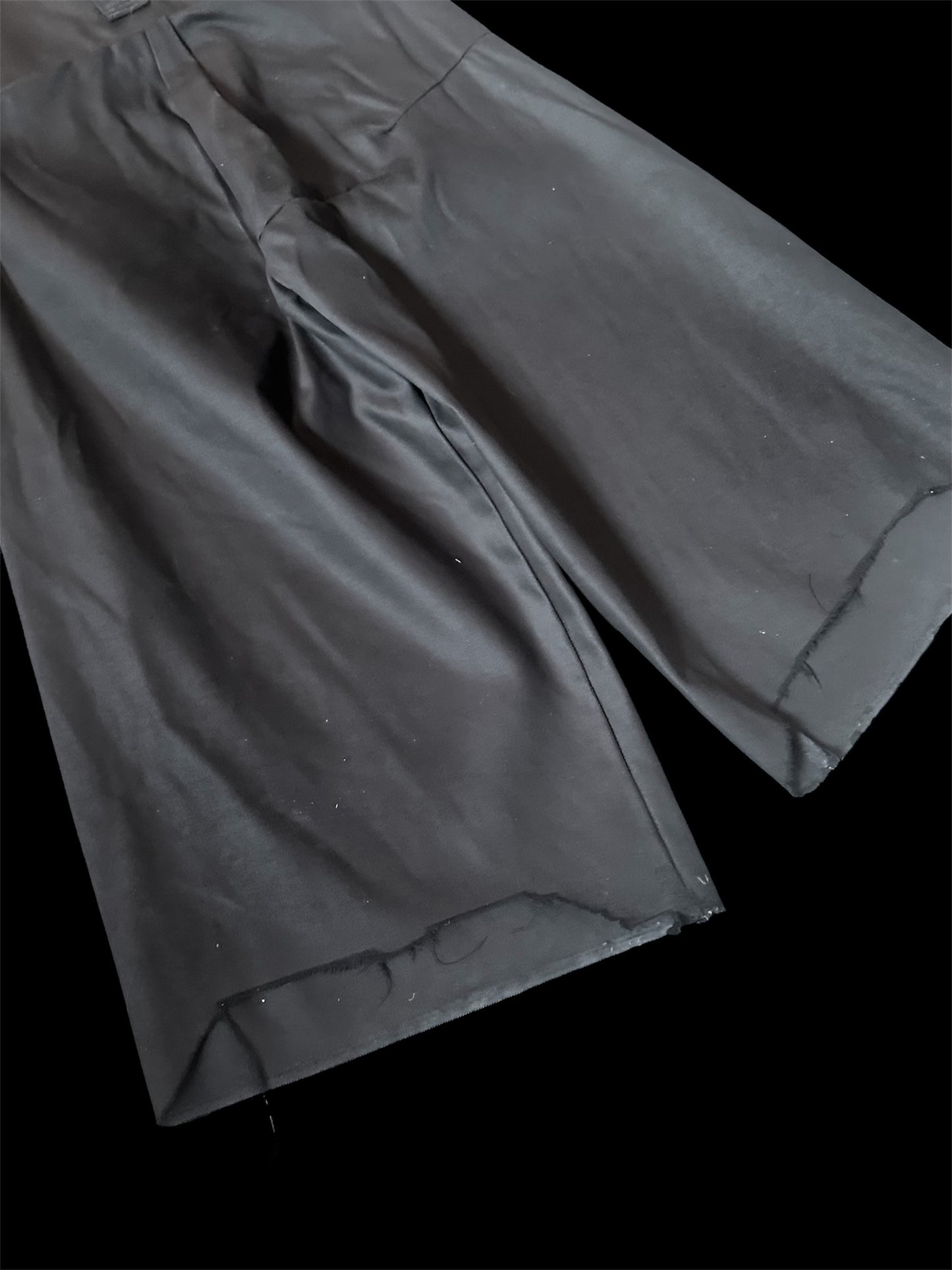 [object 2711] INTENSE